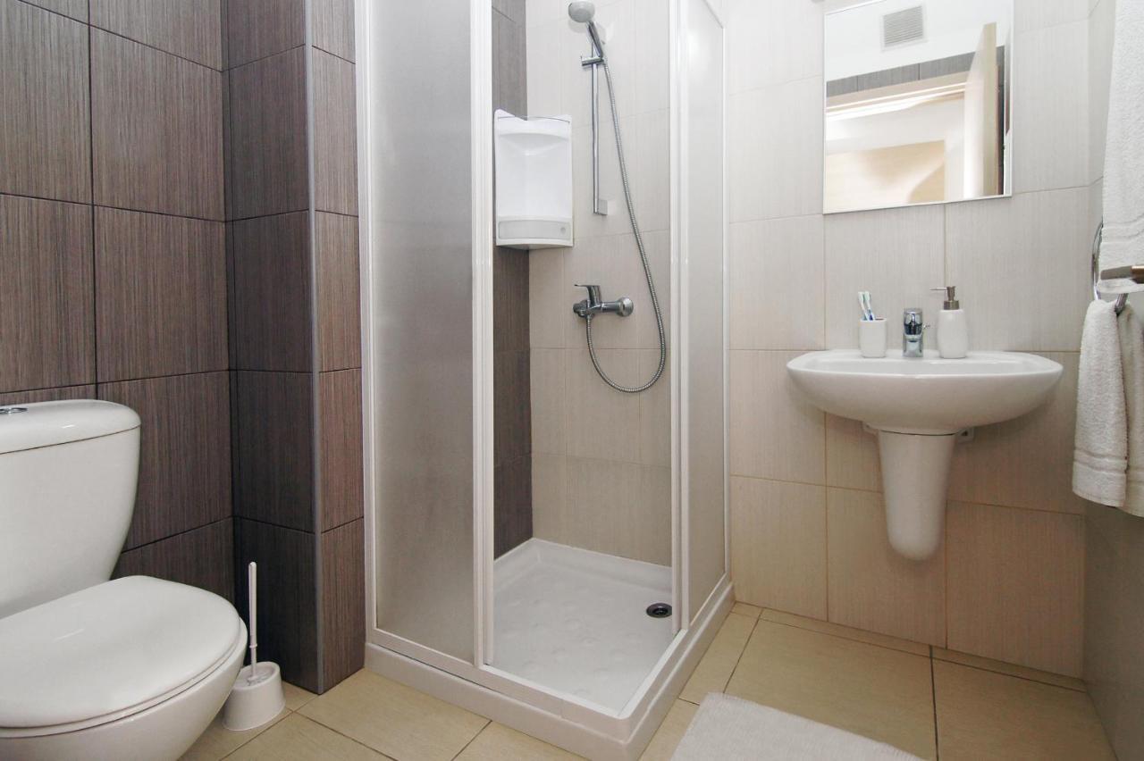 Calypso - Coralli Beachfront Apartment Протарас Экстерьер фото